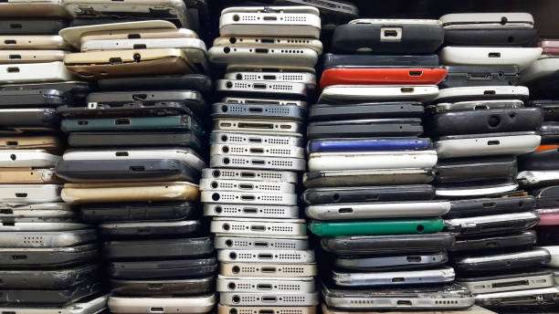 How Bulk Phone Buying Supports Repair Businesses